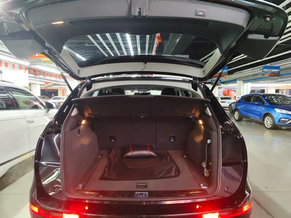 2017 Audi Q5 2.0T 230HP L4 8AT,autocango,china used car exporter,china ev exporter,chinese used car exporter,chinese used ev exporter