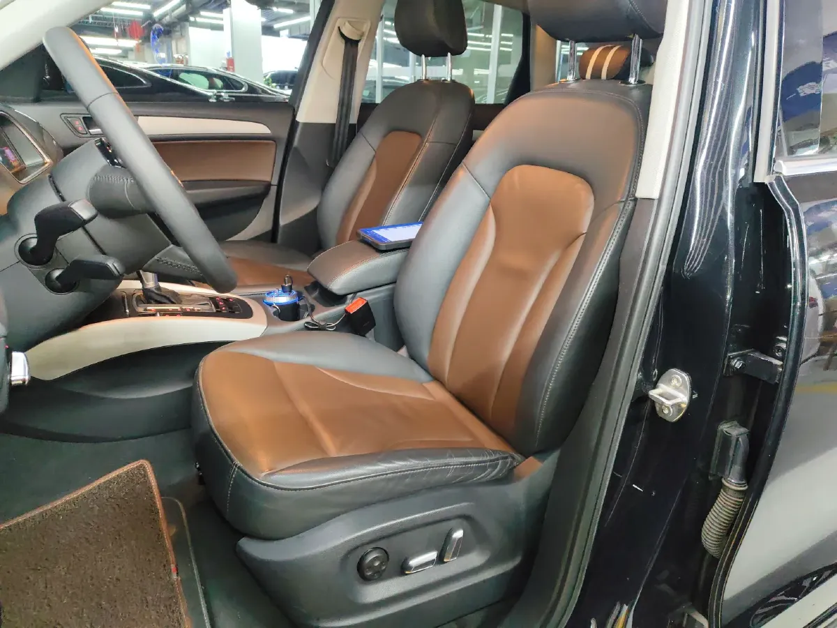 2017 Audi Q5 2.0T 230HP L4 8AT,autocango,china used car exporter,china ev exporter,chinese used car exporter,chinese used ev exporter