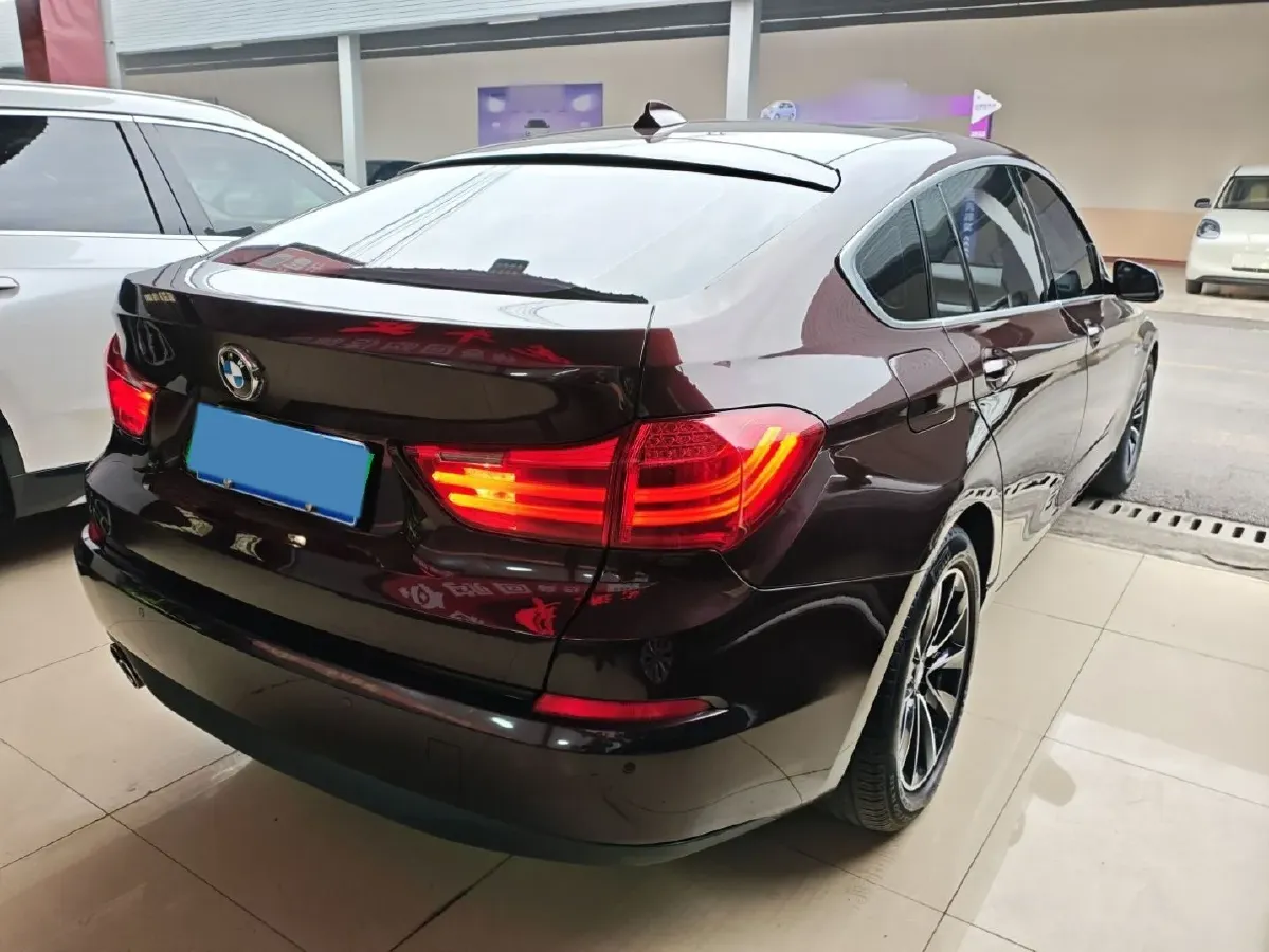2015 BMW 5 Series GT 2.0T 245HP L4 8AT,autocango,china used car exporter,china ev exporter,chinese used car exporter,chinese used ev exporter