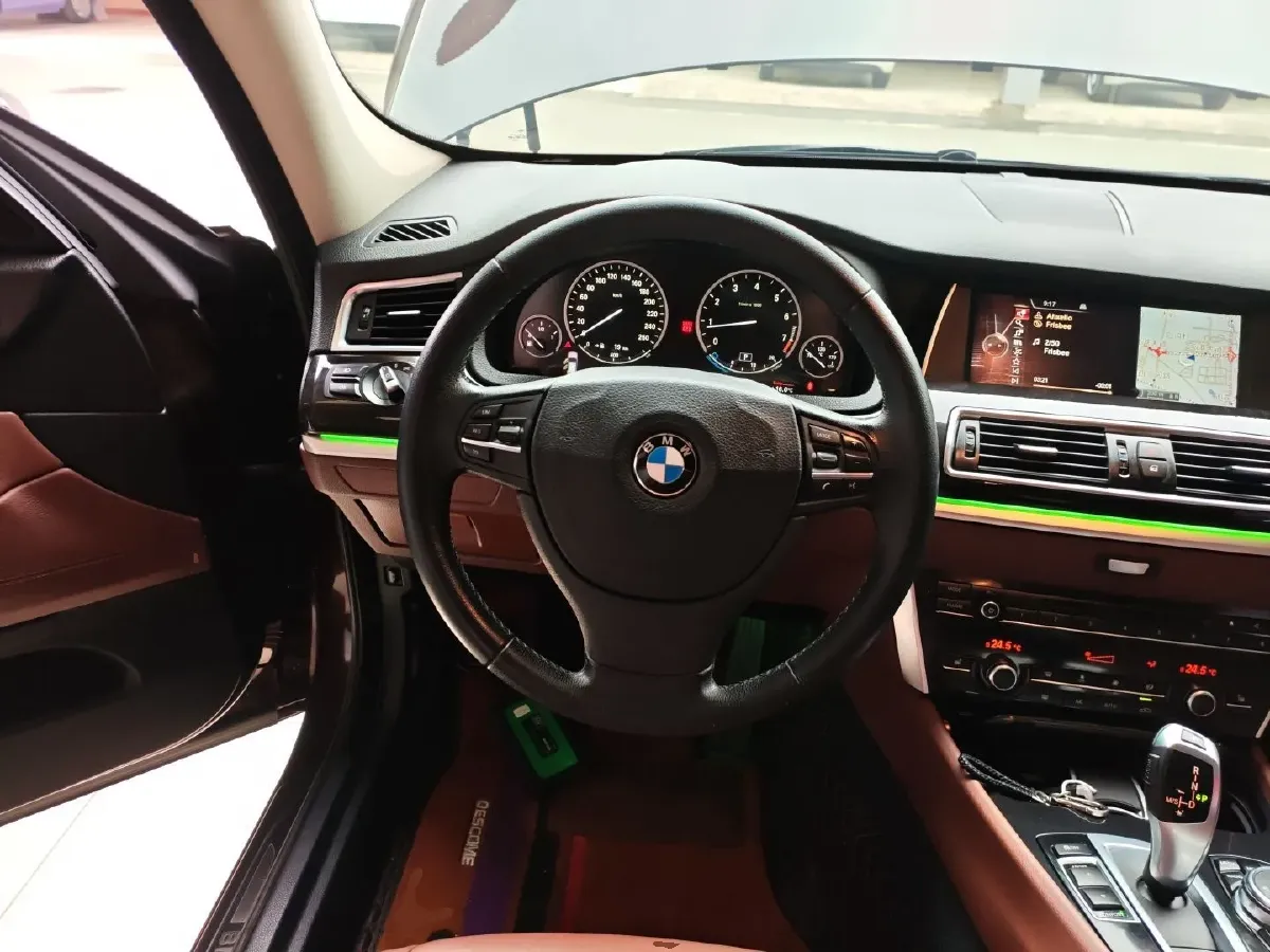 2015 BMW 5 Series GT 2.0T 245HP L4 8AT,autocango,china used car exporter,china ev exporter,chinese used car exporter,chinese used ev exporter