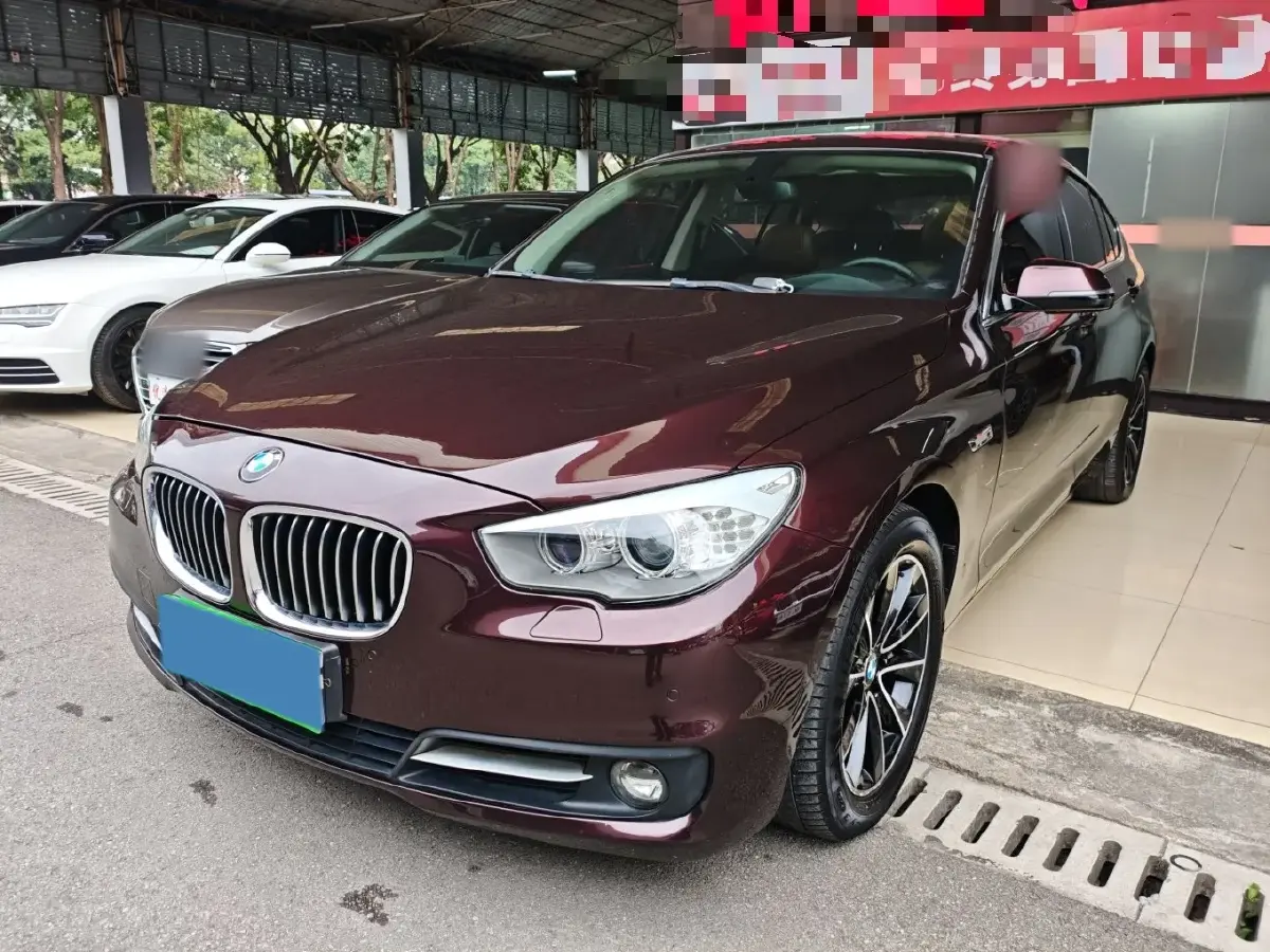 2015 BMW 5 Series GT 2.0T 245HP L4 8AT