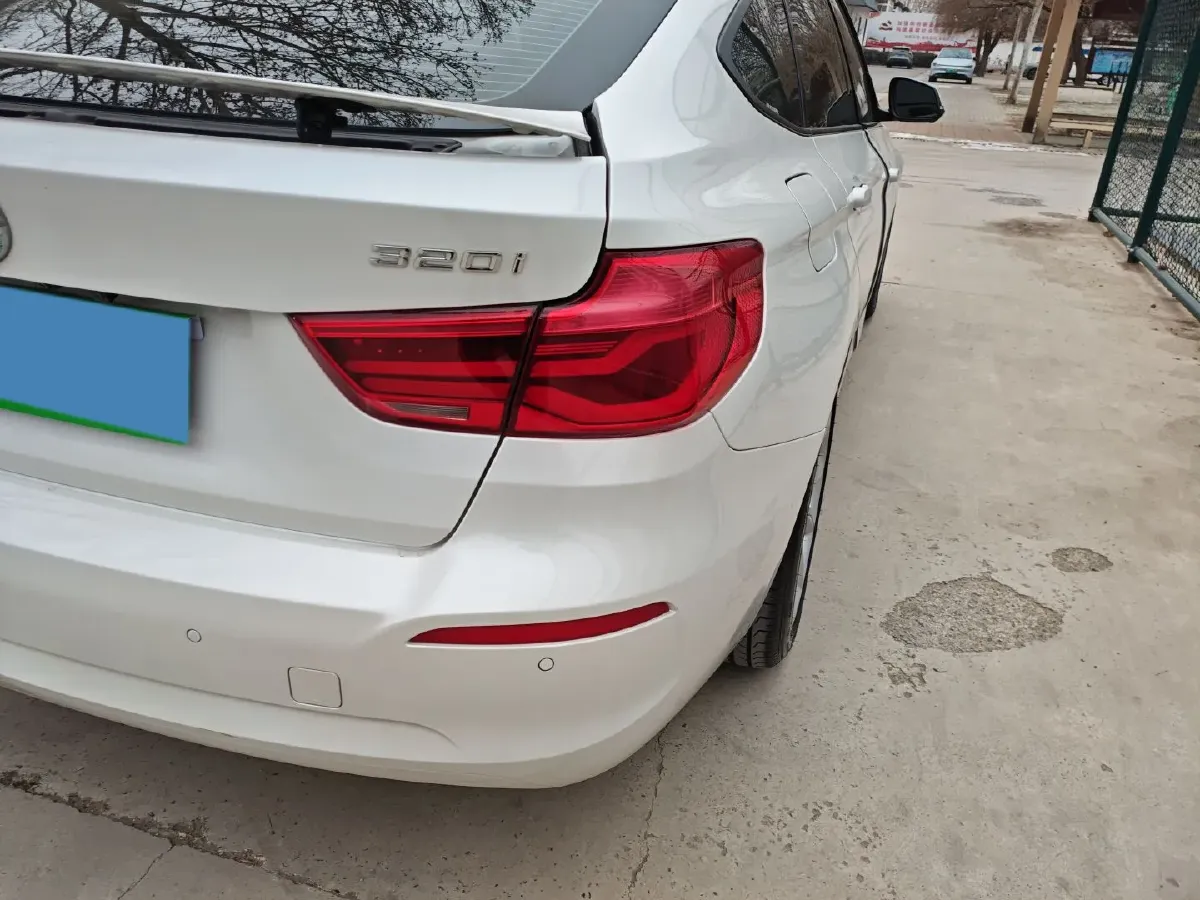 2018 BMW 3 Series GT 2.0T 184HP L4 8AT,autocango,china used car exporter,china ev exporter,chinese used car exporter,chinese used ev exporter