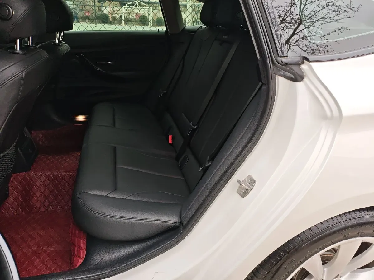 2018 BMW 3 Series GT 2.0T 184HP L4 8AT,autocango,china used car exporter,china ev exporter,chinese used car exporter,chinese used ev exporter