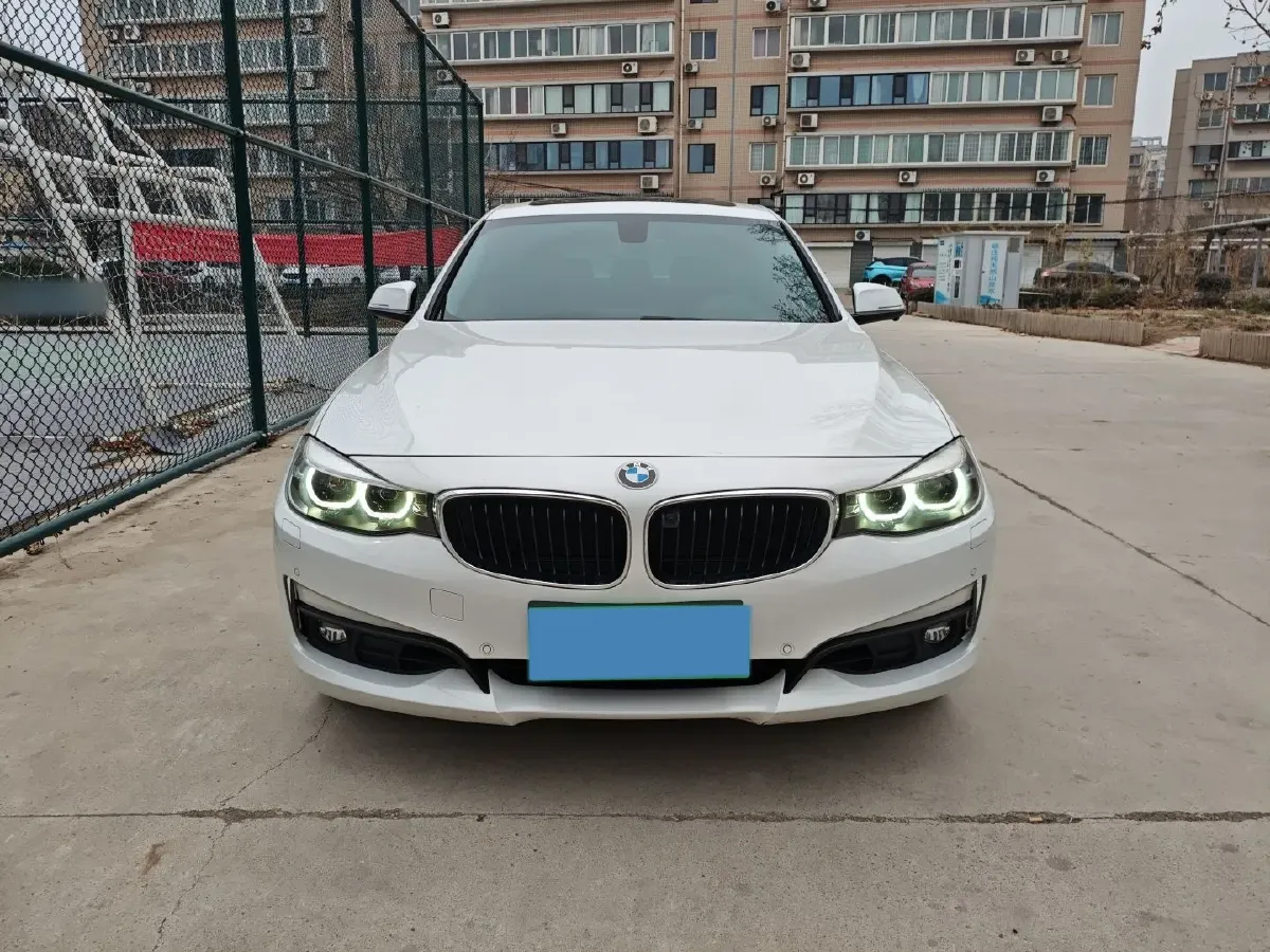 2018 BMW 3 Series GT 2.0T 184HP L4 8AT,autocango,china used car exporter,china ev exporter,chinese used car exporter,chinese used ev exporter