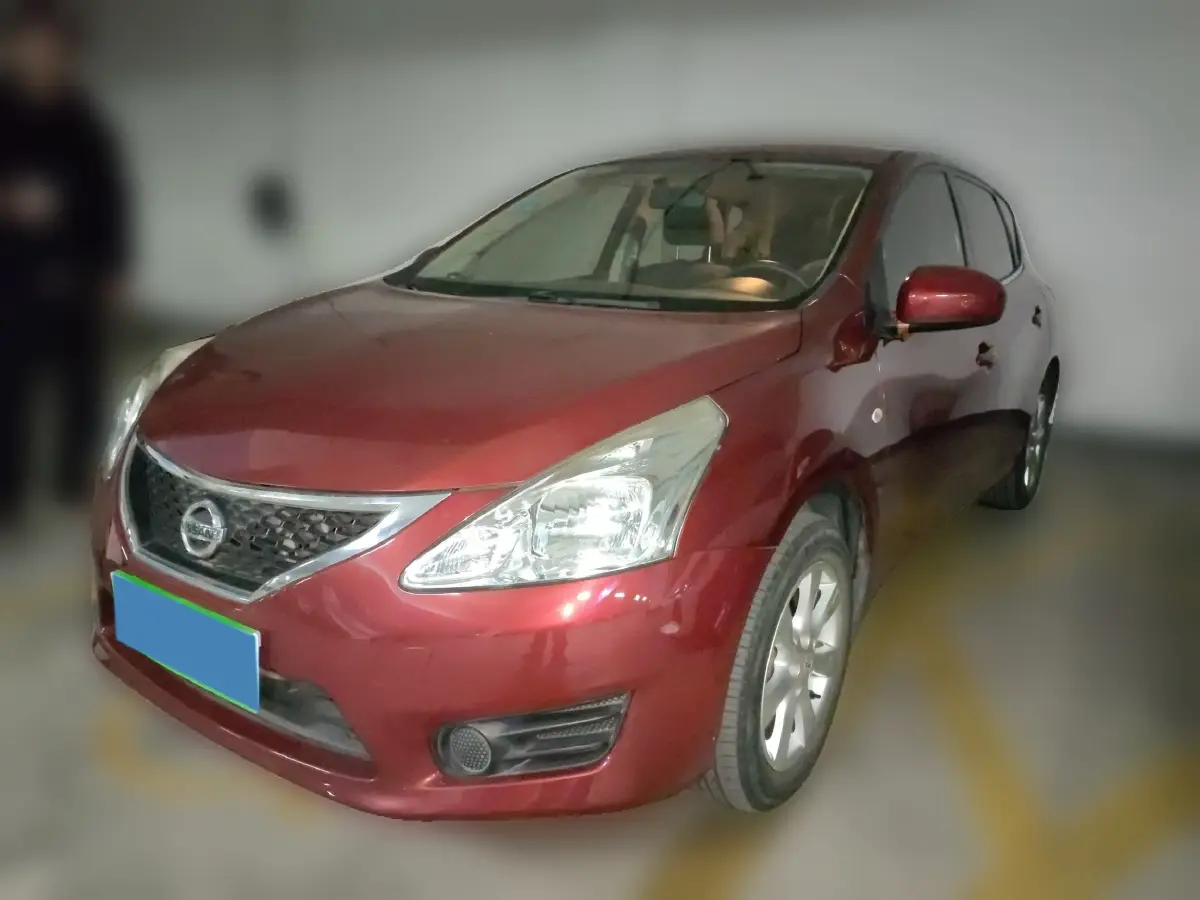 2014 Nissan Tiida 1.6L 126HP L4 CVT