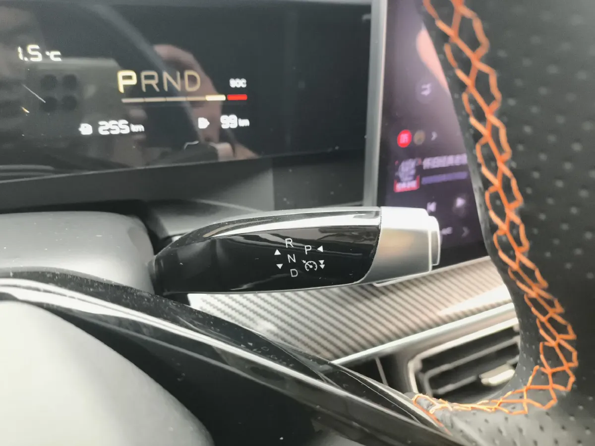 2024 Neta L 1.5L 91HP L4 REEV 40KWH,autocango,china used car exporter,china ev exporter,chinese used car exporter,chinese used ev exporter