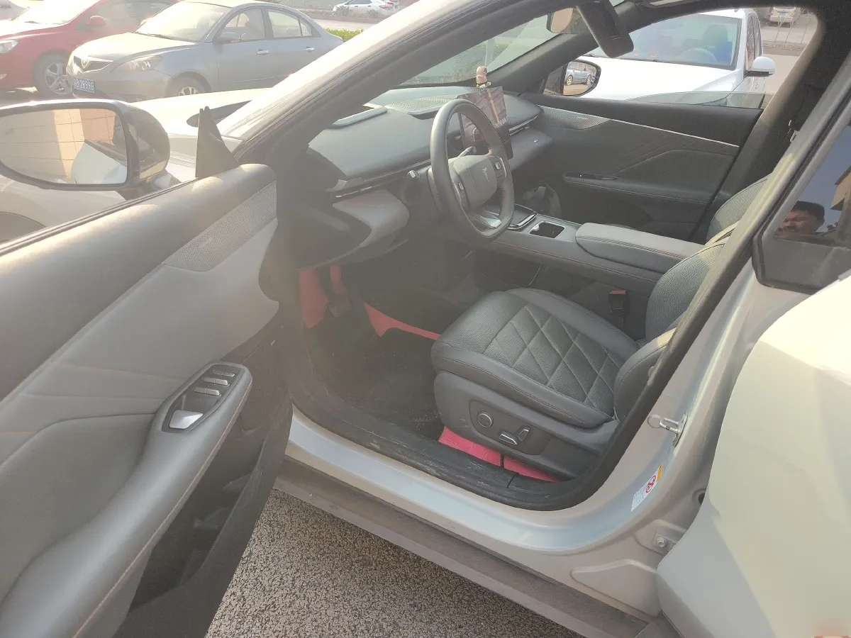 2024 Deepal S05 BEV 56.12KWH,autocango,china used car exporter,china ev exporter,chinese used car exporter,chinese used ev exporter