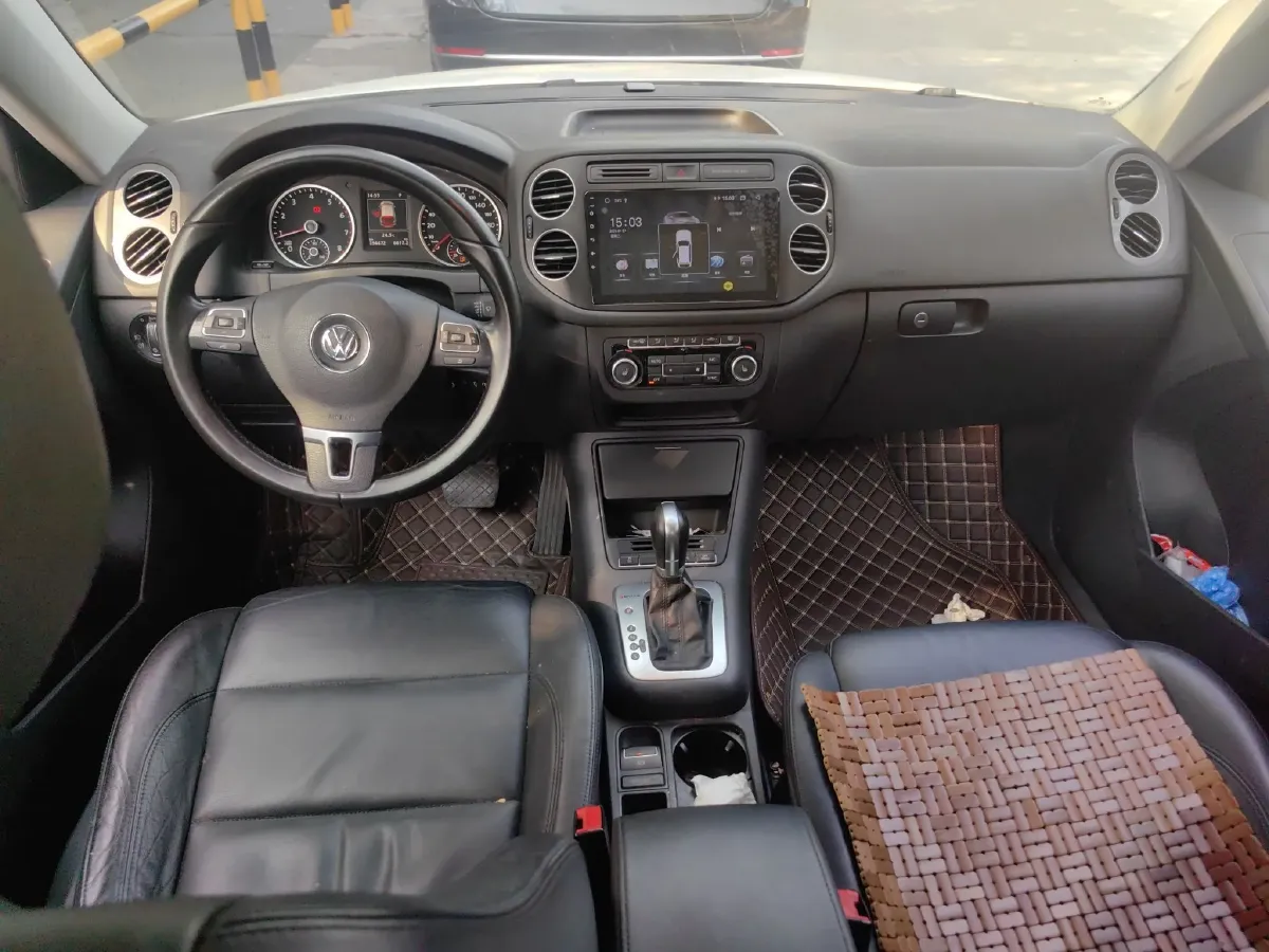 2015 Volkswagen Tiguan 2.0T 170HP L4 6AT,autocango,china used car exporter,china ev exporter,chinese used car exporter,chinese used ev exporter