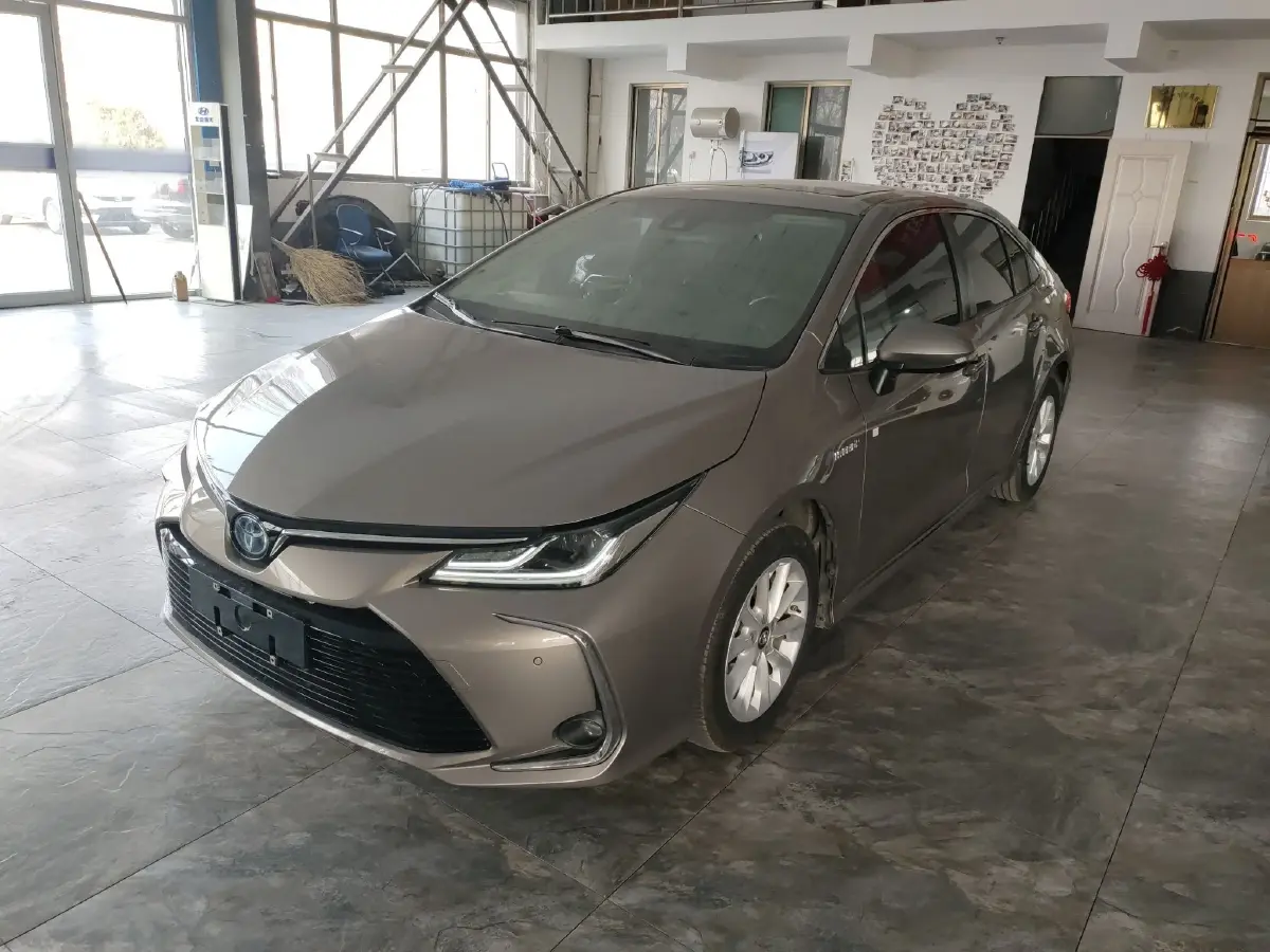 2021 Toyota Corolla 1.8L 98HP L4 E-CVT Hybrid