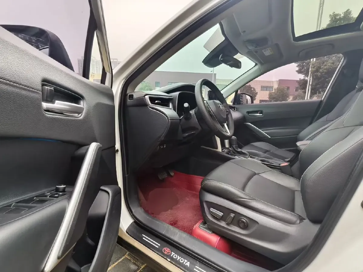 2023 Toyota Frontlander 2.0L 171HP L4 CVT,autocango,china used car exporter,china ev exporter,chinese used car exporter,chinese used ev exporter