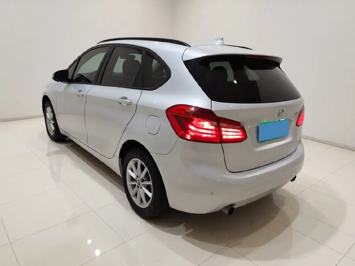 2016 BMW 2 Series Wagon 1.5T 136HP L3 6AT,autocango,china used car exporter,china ev exporter,chinese used car exporter,chinese used ev exporter