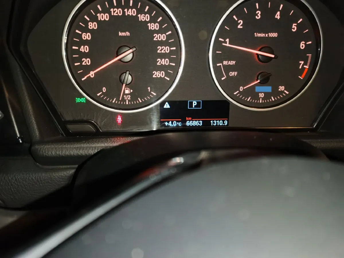 2016 BMW 2 Series Wagon 1.5T 136HP L3 6AT,autocango,china used car exporter,china ev exporter,chinese used car exporter,chinese used ev exporter