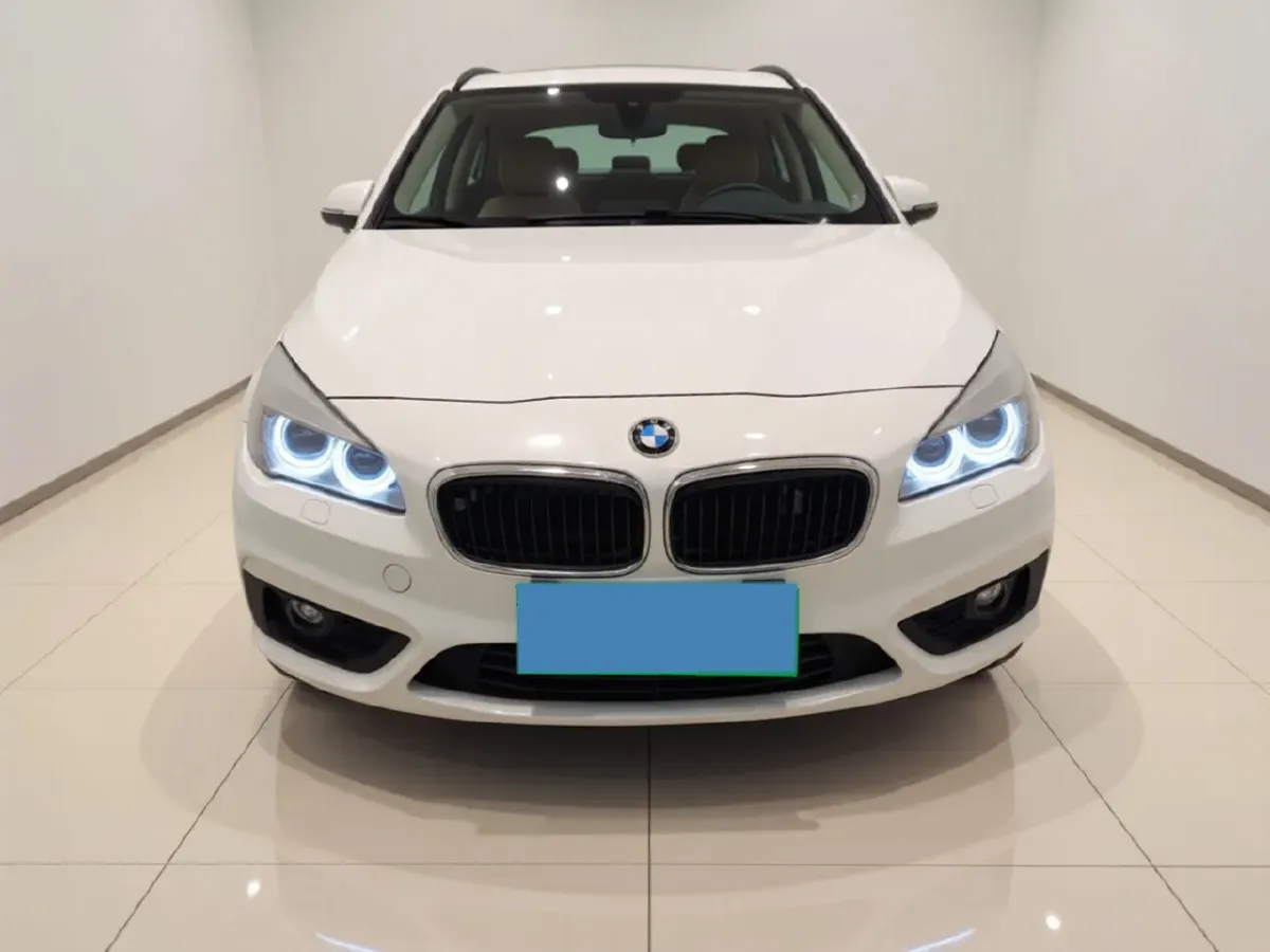 2016 BMW 2 Series Wagon 1.5T 136HP L3 6AT,autocango,china used car exporter,china ev exporter,chinese used car exporter,chinese used ev exporter