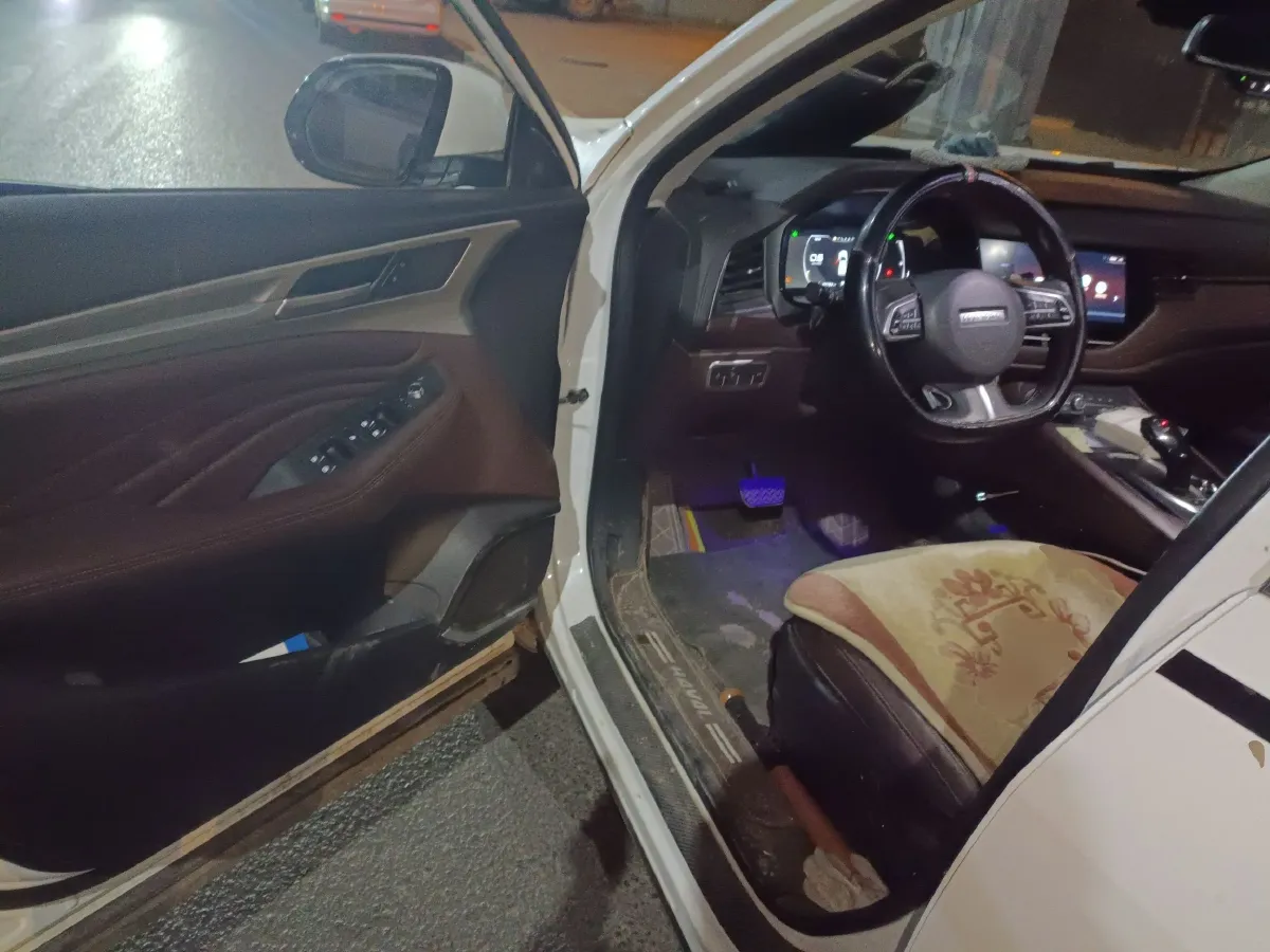 2019 Haval F7 1.5T 169HP L4 7DCT,autocango,china used car exporter,china ev exporter,chinese used car exporter,chinese used ev exporter