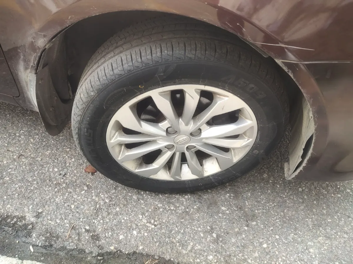 2016 Geely Vision 1.5L 109HP L4 5MT,autocango,china used car exporter,china ev exporter,chinese used car exporter,chinese used ev exporter