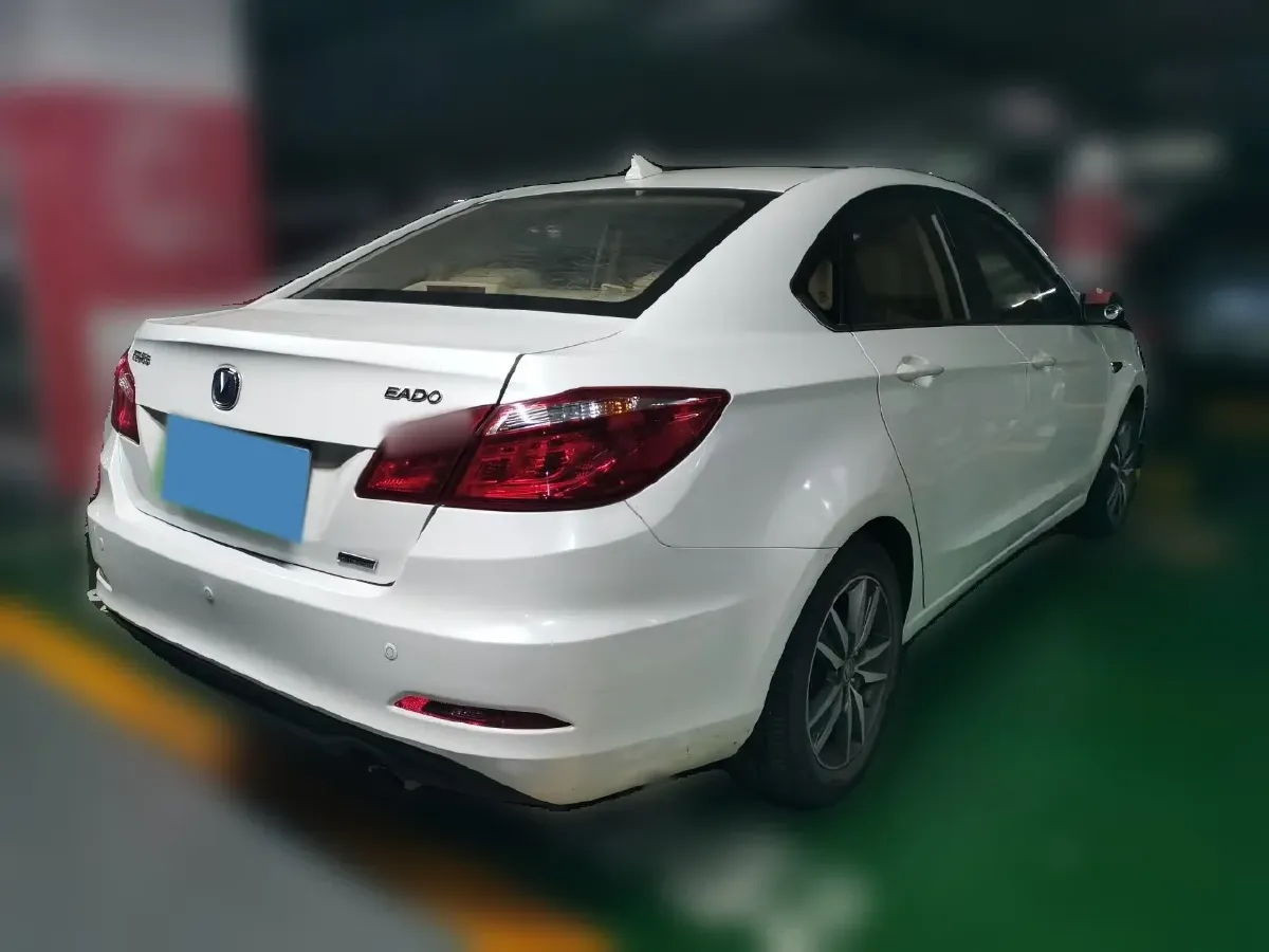 2015 ChangAn Eado 1.6L 125HP L4 5MT,autocango,china used car exporter,china ev exporter,chinese used car exporter,chinese used ev exporter