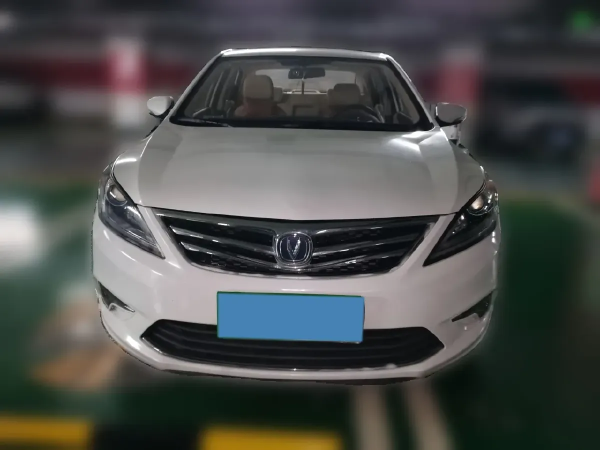 2015 ChangAn Eado 1.6L 125HP L4 5MT,autocango,china used car exporter,china ev exporter,chinese used car exporter,chinese used ev exporter