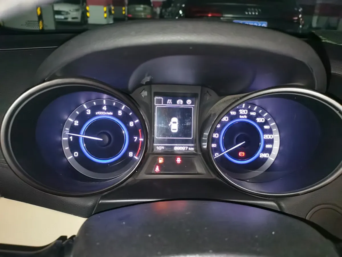 2015 ChangAn Eado 1.6L 125HP L4 5MT,autocango,china used car exporter,china ev exporter,chinese used car exporter,chinese used ev exporter