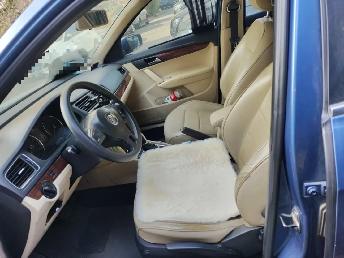 2013 Volkswagen Lavida 1.4T 131HP L4 7DCT,autocango,china used car exporter,china ev exporter,chinese used car exporter,chinese used ev exporter