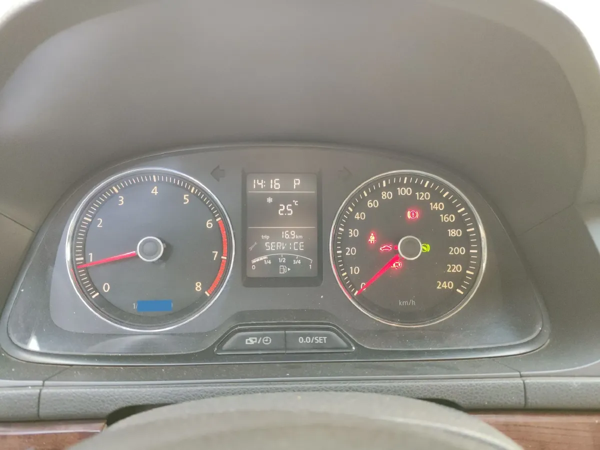 2013 Volkswagen Lavida 1.4T 131HP L4 7DCT,autocango,china used car exporter,china ev exporter,chinese used car exporter,chinese used ev exporter