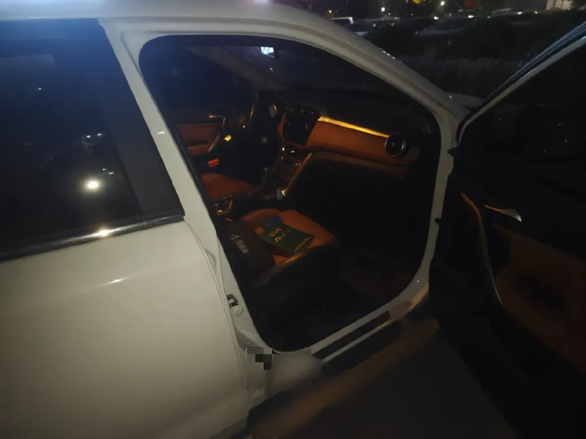 2017 MG GS 1.5T 169HP L4 7DCT,autocango,china used car exporter,china ev exporter,chinese used car exporter,chinese used ev exporter