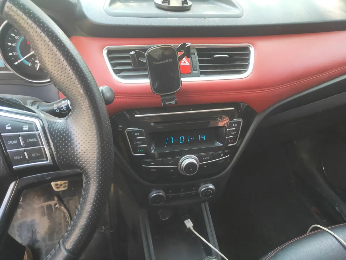 2015 Haval H1 1.5L 106HP L4 5MT,autocango,china used car exporter,china ev exporter,chinese used car exporter,chinese used ev exporter