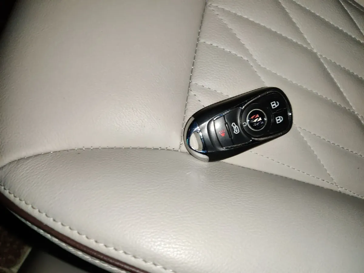 2021 Toyota Crown Kluger 2.5L 192HP L4 E-CVT Hybrid,autocango,china used car exporter,china ev exporter,chinese used car exporter,chinese used ev exporter