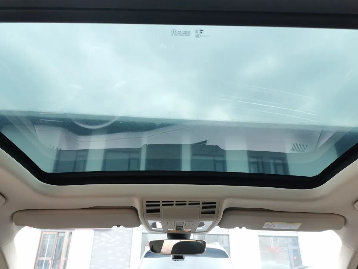 2023 Volkswagen Touareg 3.0T 340HP V6 8AT,autocango,china used car exporter,china ev exporter,chinese used car exporter,chinese used ev exporter