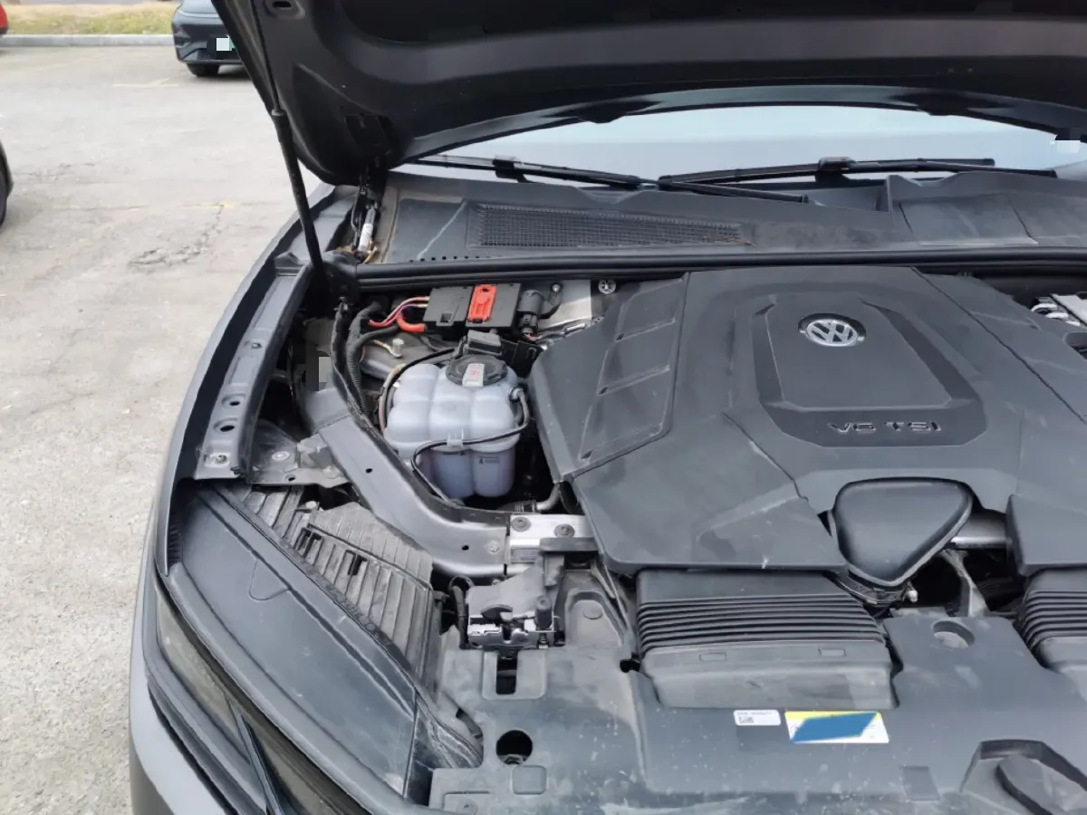 2023 Volkswagen Touareg 3.0T 340HP V6 8AT,autocango,china used car exporter,china ev exporter,chinese used car exporter,chinese used ev exporter