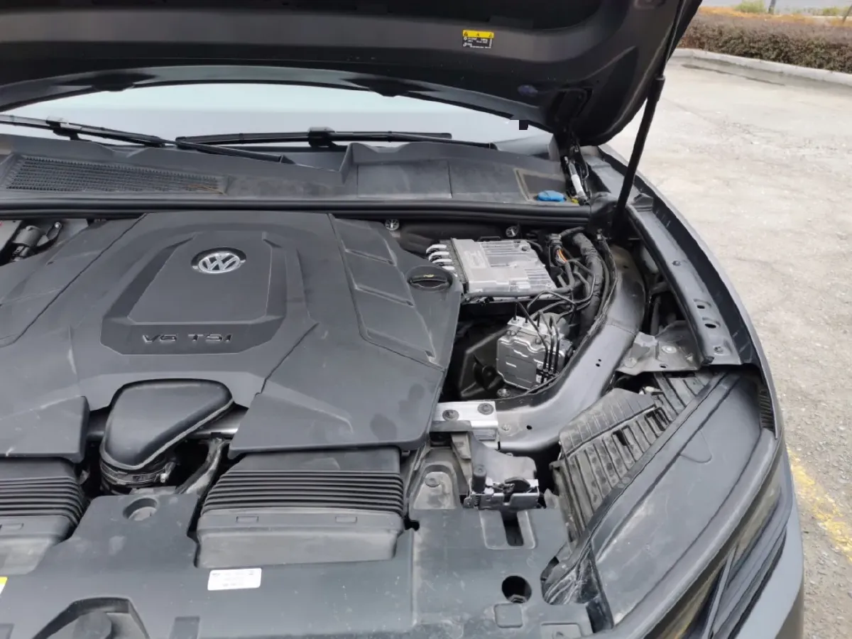 2023 Volkswagen Touareg 3.0T 340HP V6 8AT,autocango,china used car exporter,china ev exporter,chinese used car exporter,chinese used ev exporter