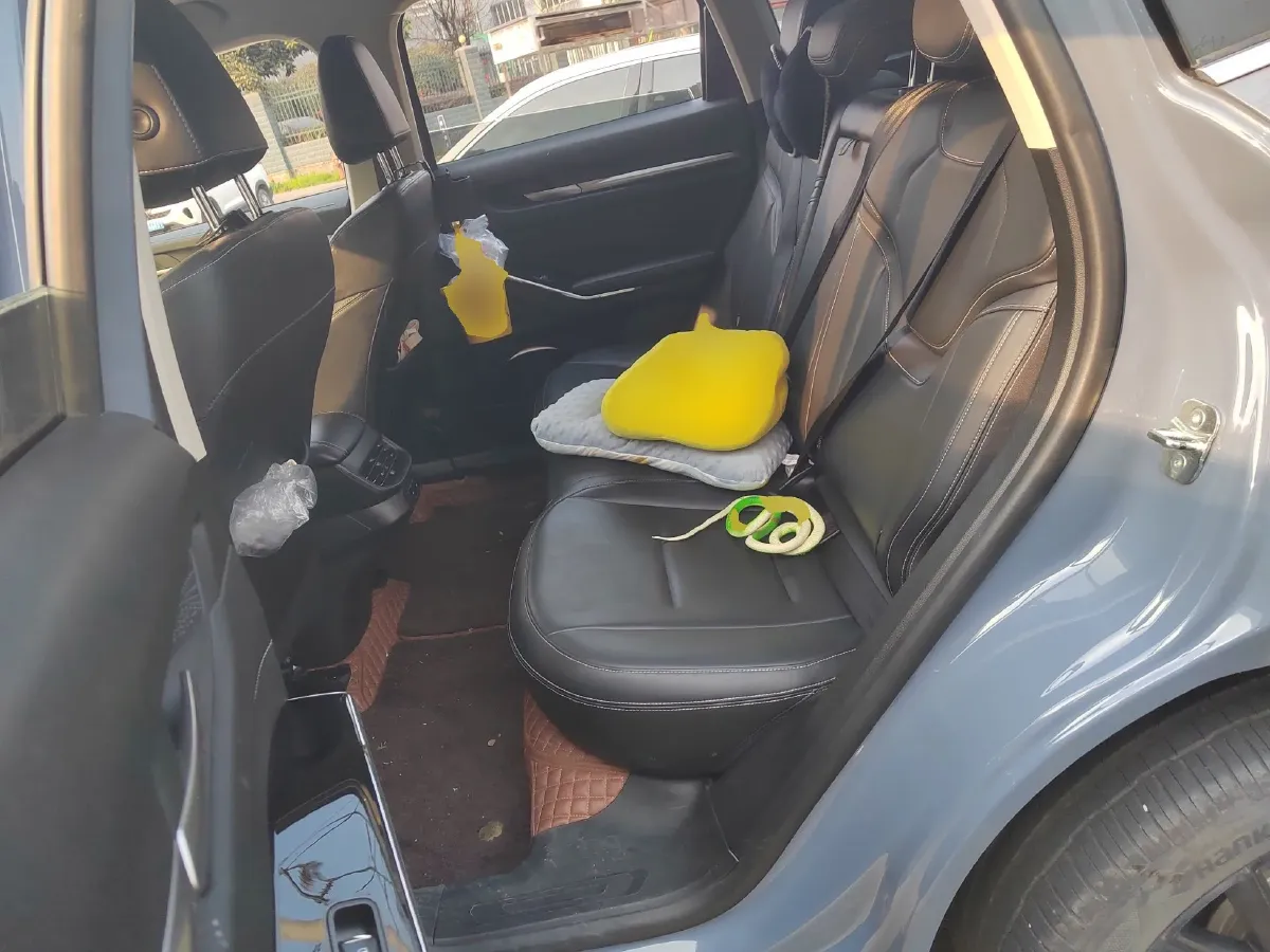 2021 Haval H6 2.0T 211HP L4 7DCT,autocango,china used car exporter,china ev exporter,chinese used car exporter,chinese used ev exporter