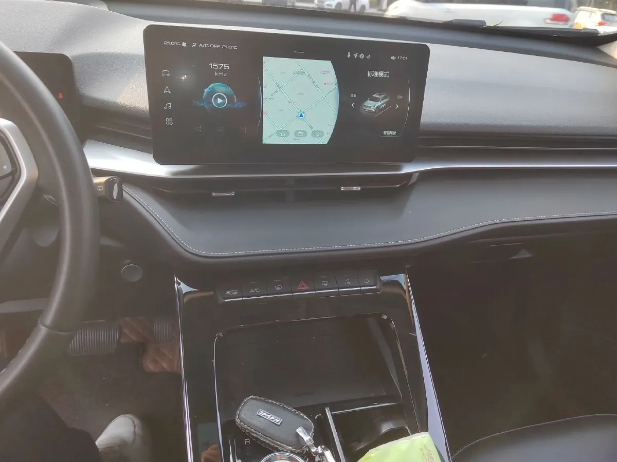 2021 Haval H6 2.0T 211HP L4 7DCT,autocango,china used car exporter,china ev exporter,chinese used car exporter,chinese used ev exporter