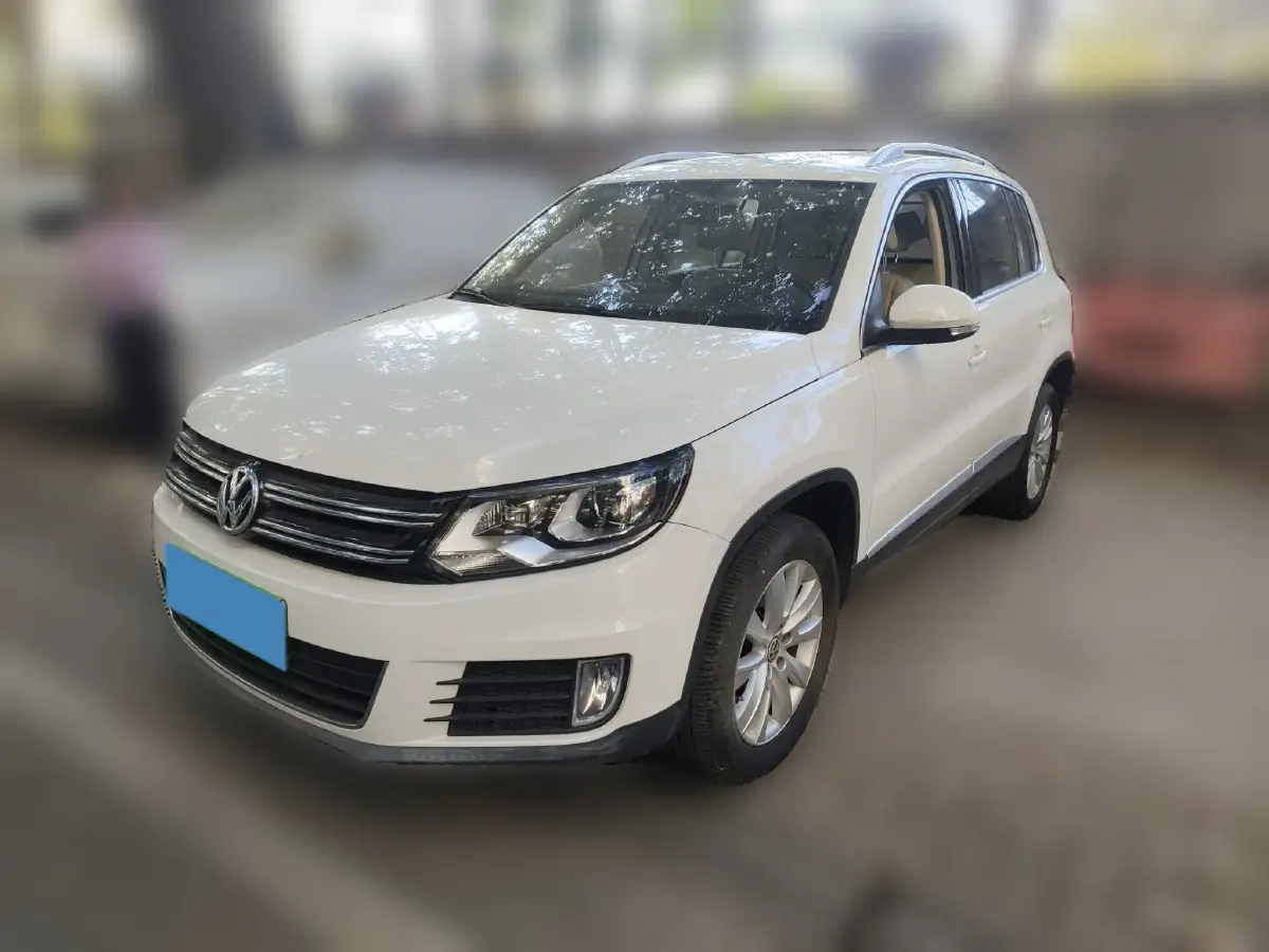 2015 Volkswagen Tiguan 1.8T 160HP L4 6AT