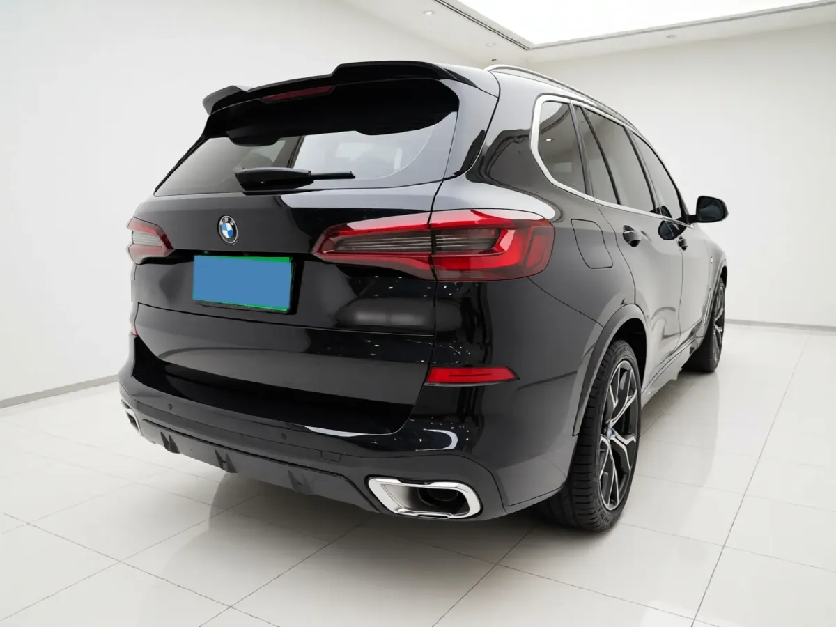2022 BMW X5 3.0T 333HP L6 8AT,autocango,china used car exporter,china ev exporter,chinese used car exporter,chinese used ev exporter