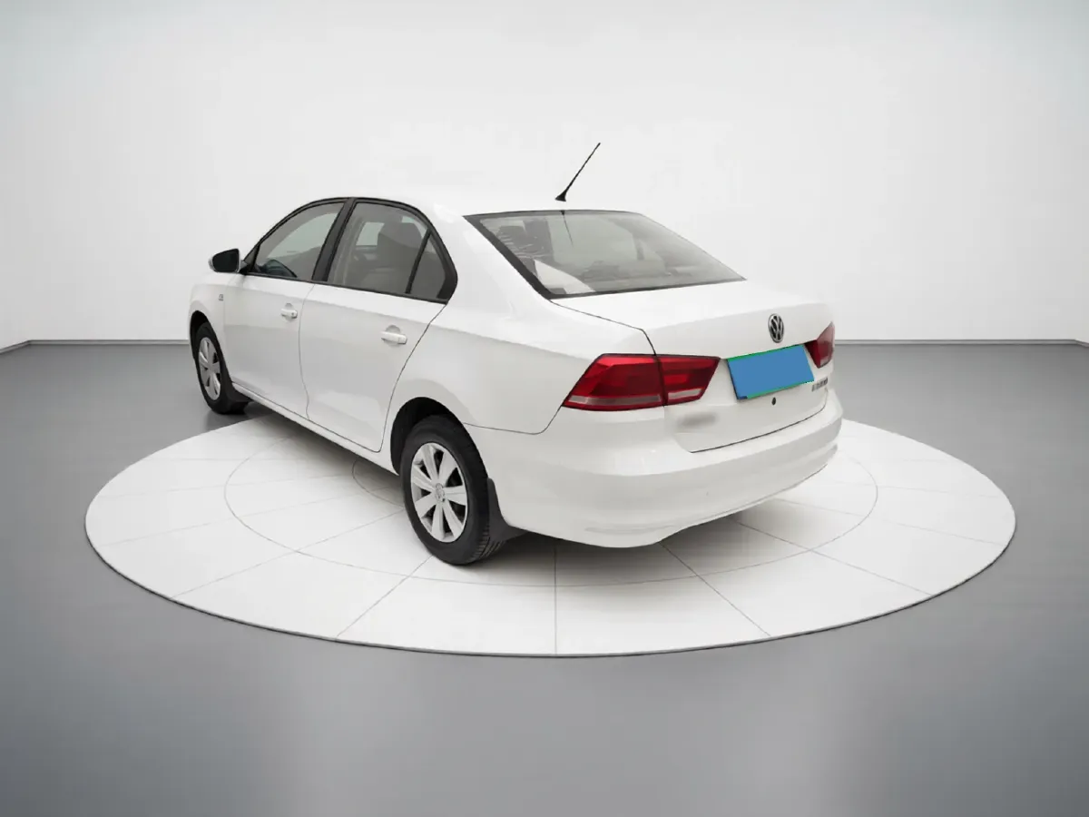 2013 Volkswagen Santana 1.6L 110HP L4 5MT,autocango,china used car exporter,china ev exporter,chinese used car exporter,chinese used ev exporter