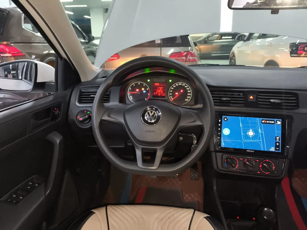 2021 Volkswagen Santana 1.5L 112HP L4 5MT,autocango,china used car exporter,china ev exporter,chinese used car exporter,chinese used ev exporter