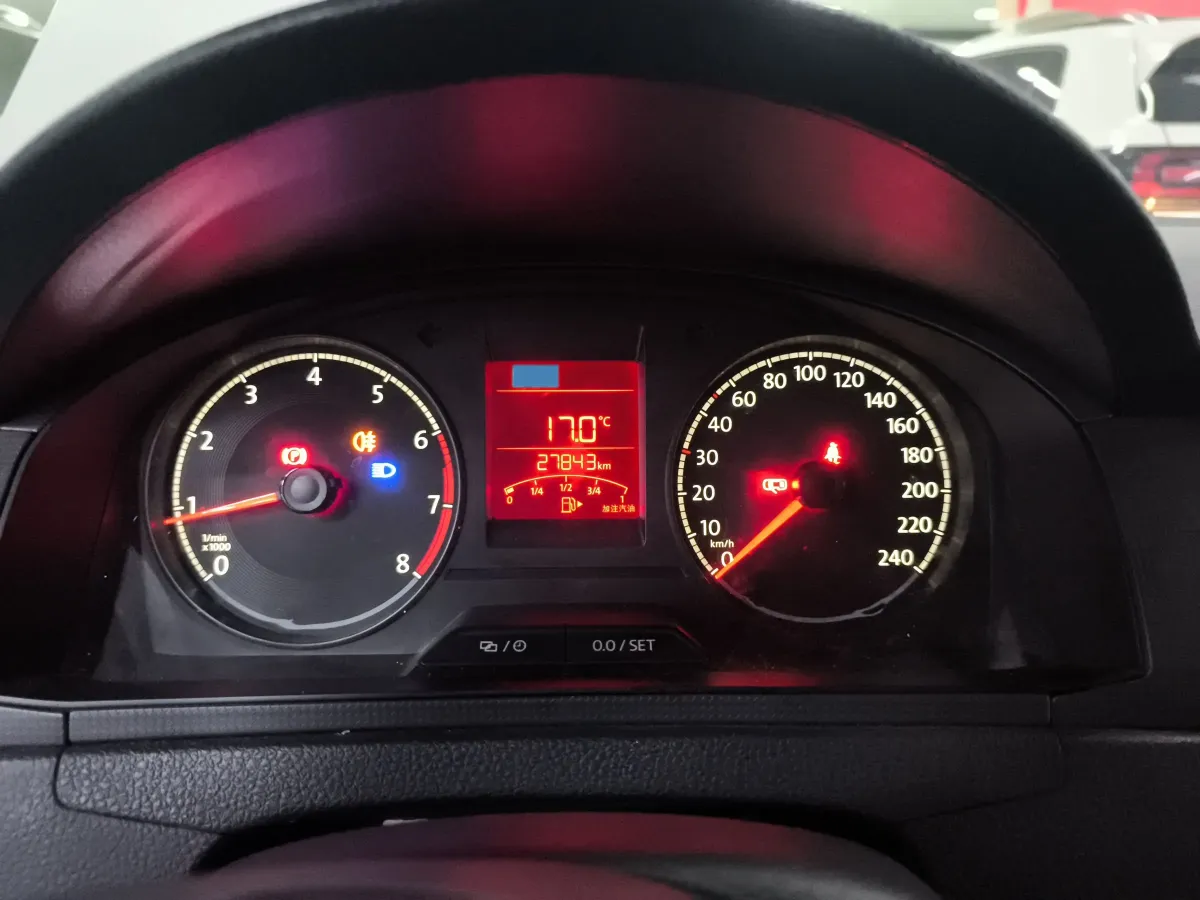 2021 Volkswagen Santana 1.5L 112HP L4 5MT,autocango,china used car exporter,china ev exporter,chinese used car exporter,chinese used ev exporter