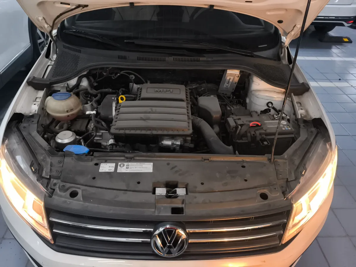 2021 Volkswagen Santana 1.5L 112HP L4 5MT,autocango,china used car exporter,china ev exporter,chinese used car exporter,chinese used ev exporter