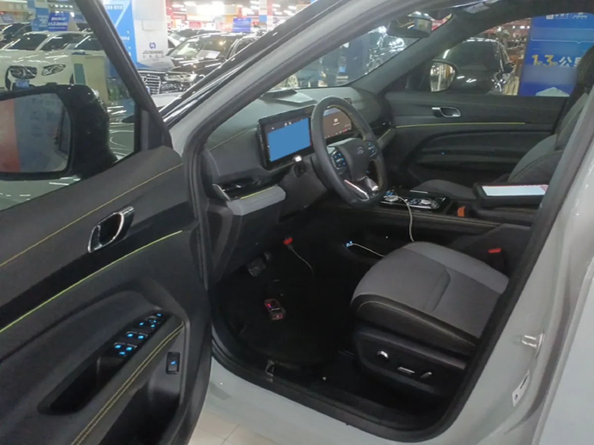 2025 Ford Equator Sport 1.5T 150HP L4 2DHT PHEV 18.4KWH,autocango,china used car exporter,china ev exporter,chinese used car exporter,chinese used ev exporter