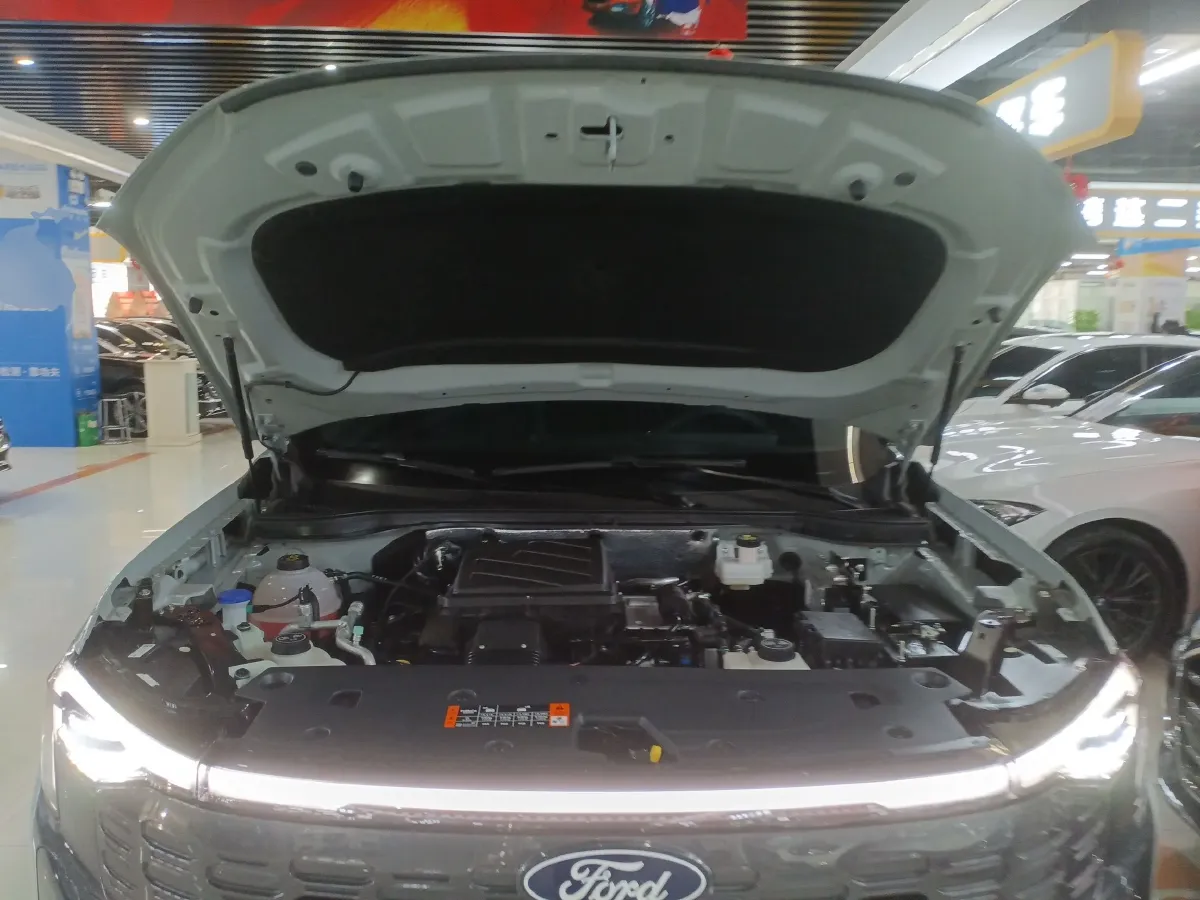 2025 Ford Equator Sport 1.5T 150HP L4 2DHT PHEV 18.4KWH,autocango,china used car exporter,china ev exporter,chinese used car exporter,chinese used ev exporter