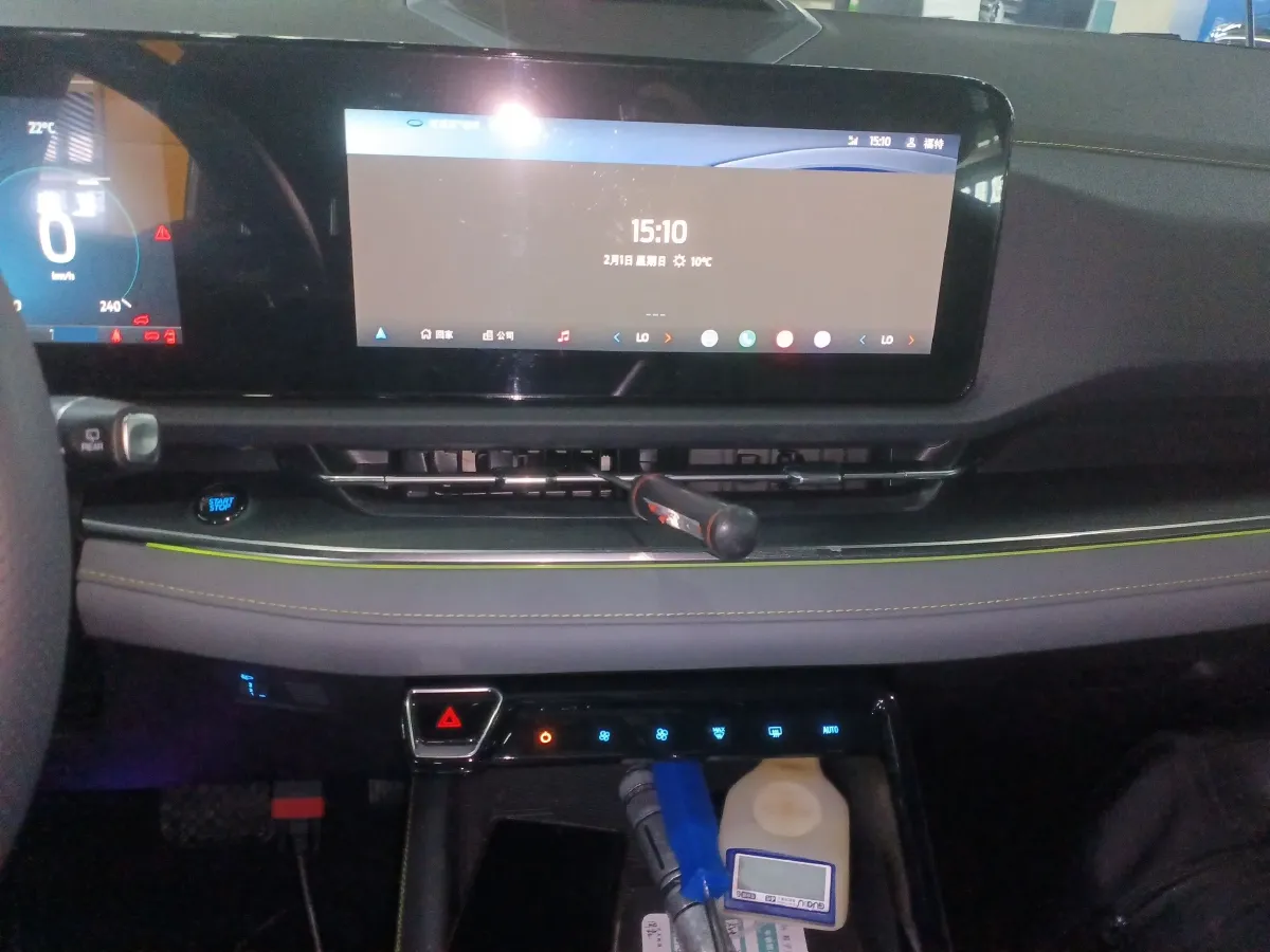 2025 Ford Equator Sport 1.5T 150HP L4 2DHT PHEV 18.4KWH,autocango,china used car exporter,china ev exporter,chinese used car exporter,chinese used ev exporter