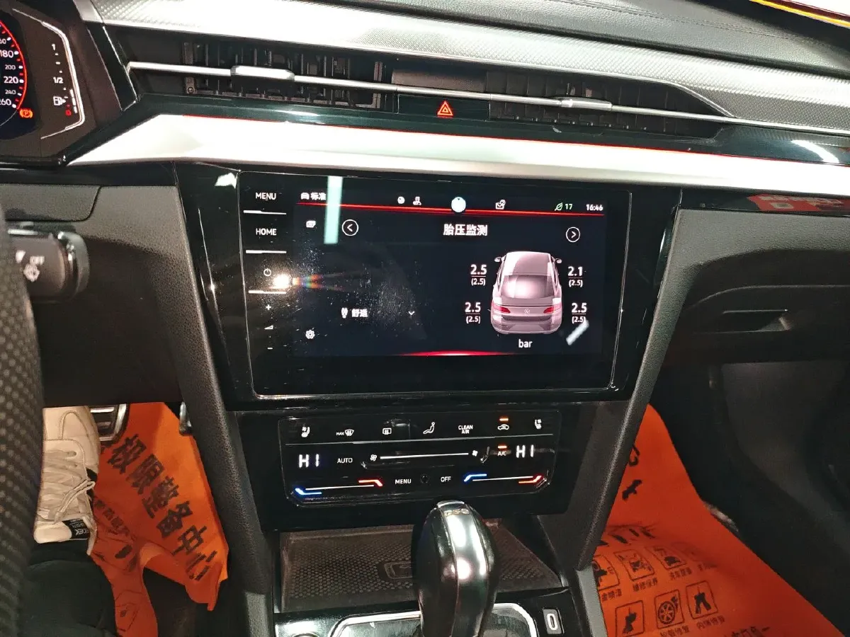 2023 Volkswagen CC 2.0T 220HP L4 7DCT,autocango,china used car exporter,china ev exporter,chinese used car exporter,chinese used ev exporter