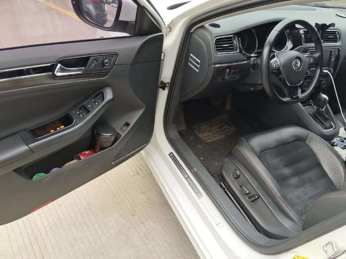 2017 BYD Qin 1.5T 154HP L4 6DCT PHEV 15.2KWH,autocango,china used car exporter,china ev exporter,chinese used car exporter,chinese used ev exporter