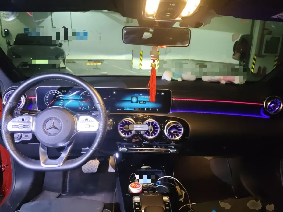 2020 Mercedes-Benz A Class 1.3T 163HP L4 7DCT,autocango,china used car exporter,china ev exporter,chinese used car exporter,chinese used ev exporter