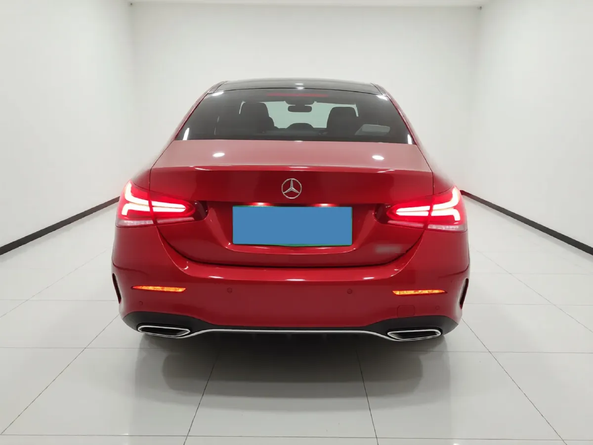 2020 Mercedes-Benz A Class 1.3T 163HP L4 7DCT,autocango,china used car exporter,china ev exporter,chinese used car exporter,chinese used ev exporter