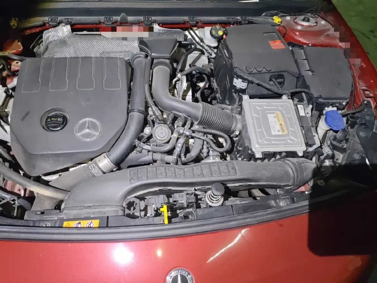 2020 Mercedes-Benz A Class 1.3T 163HP L4 7DCT,autocango,china used car exporter,china ev exporter,chinese used car exporter,chinese used ev exporter