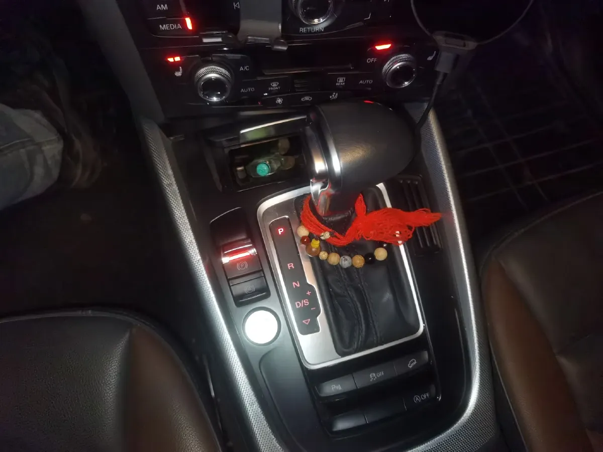 2017 Audi Q5 2.0T 230HP L4 8AT,autocango,china used car exporter,china ev exporter,chinese used car exporter,chinese used ev exporter