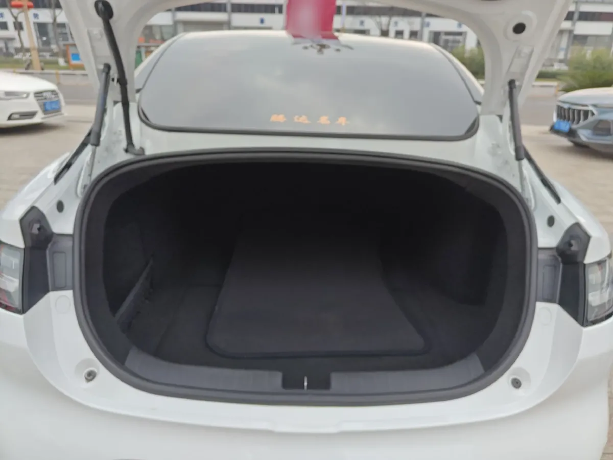 2024 Leapmotor C01 BEV 62.8KWH,autocango,china used car exporter,china ev exporter,chinese used car exporter,chinese used ev exporter