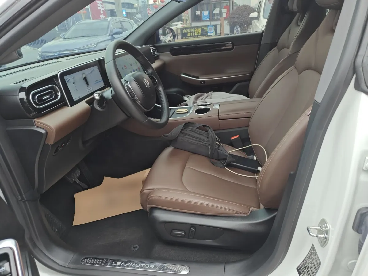 2024 Leapmotor C01 BEV 62.8KWH,autocango,china used car exporter,china ev exporter,chinese used car exporter,chinese used ev exporter