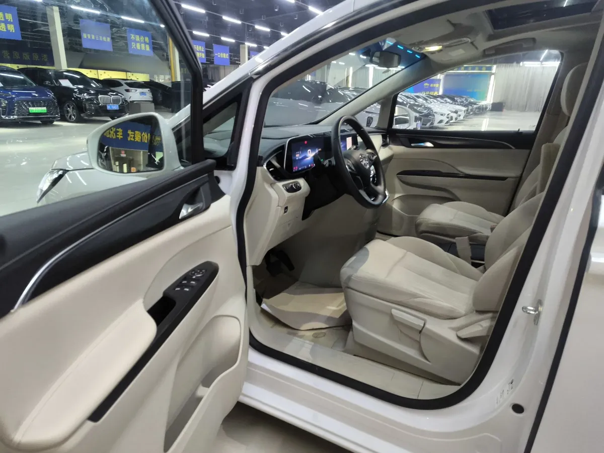 2023 Volkswagen Teramont 2.0T 220HP L4 7DCT,autocango,china used car exporter,china ev exporter,chinese used car exporter,chinese used ev exporter